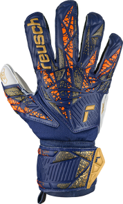 Reusch Attrakt Grip 2024